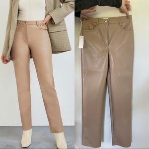 Melina Cropped
Size: 00
Rise: High
Leg: Straight
Height: Short
Color: Flax Beige